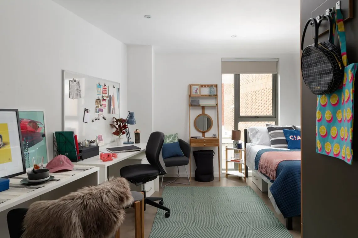 Room-Premium-1